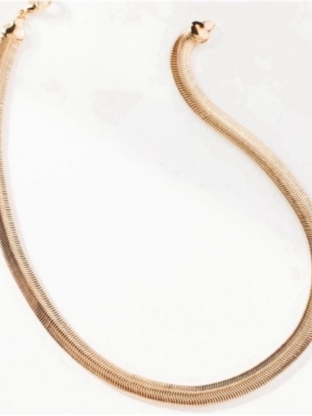 New! Gold Plated Herringbone Chain Necklace NWOT (3026)